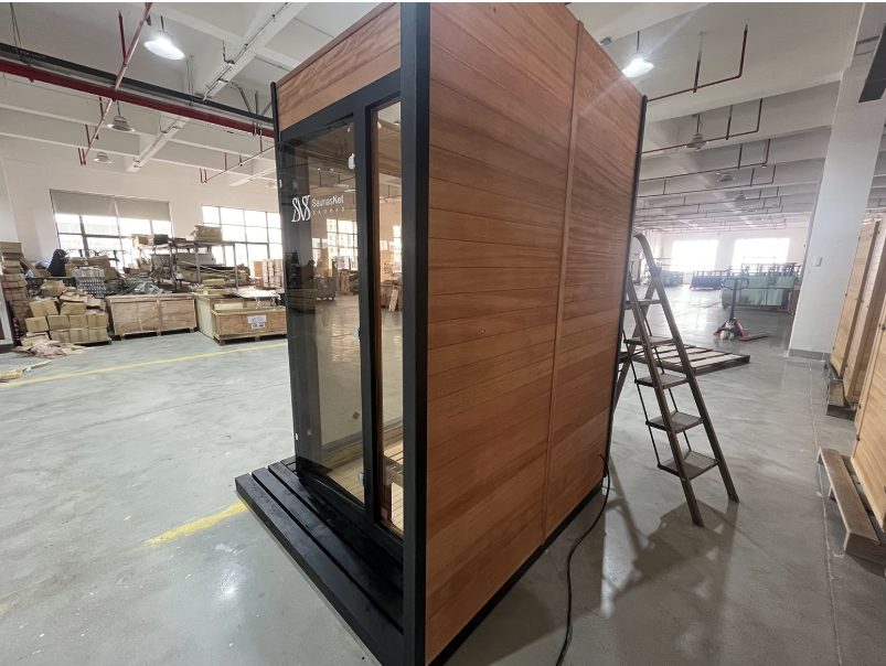 Max Heater Terra 04 – Nordic Glass-Wood Outdoor Sauna: Panoramic Luxury for Home Wellness-7